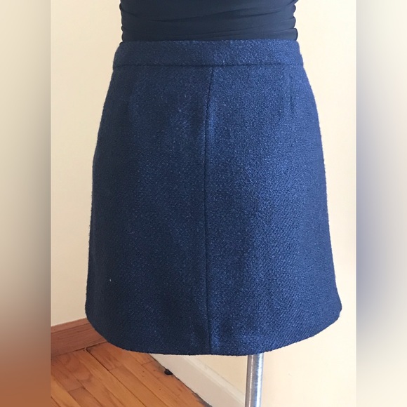 Blue Gap Tweed Zipper In Back  Fabric Mini Skirt Size 10 - Picture 2 of 8